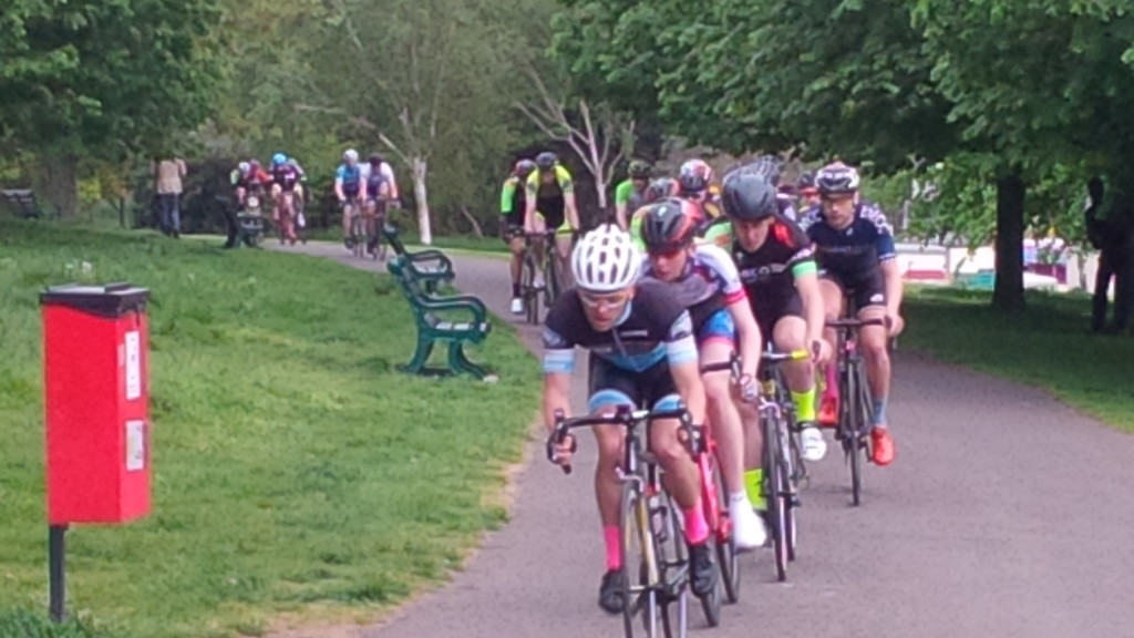 Barny Hove Park Leading lap 1